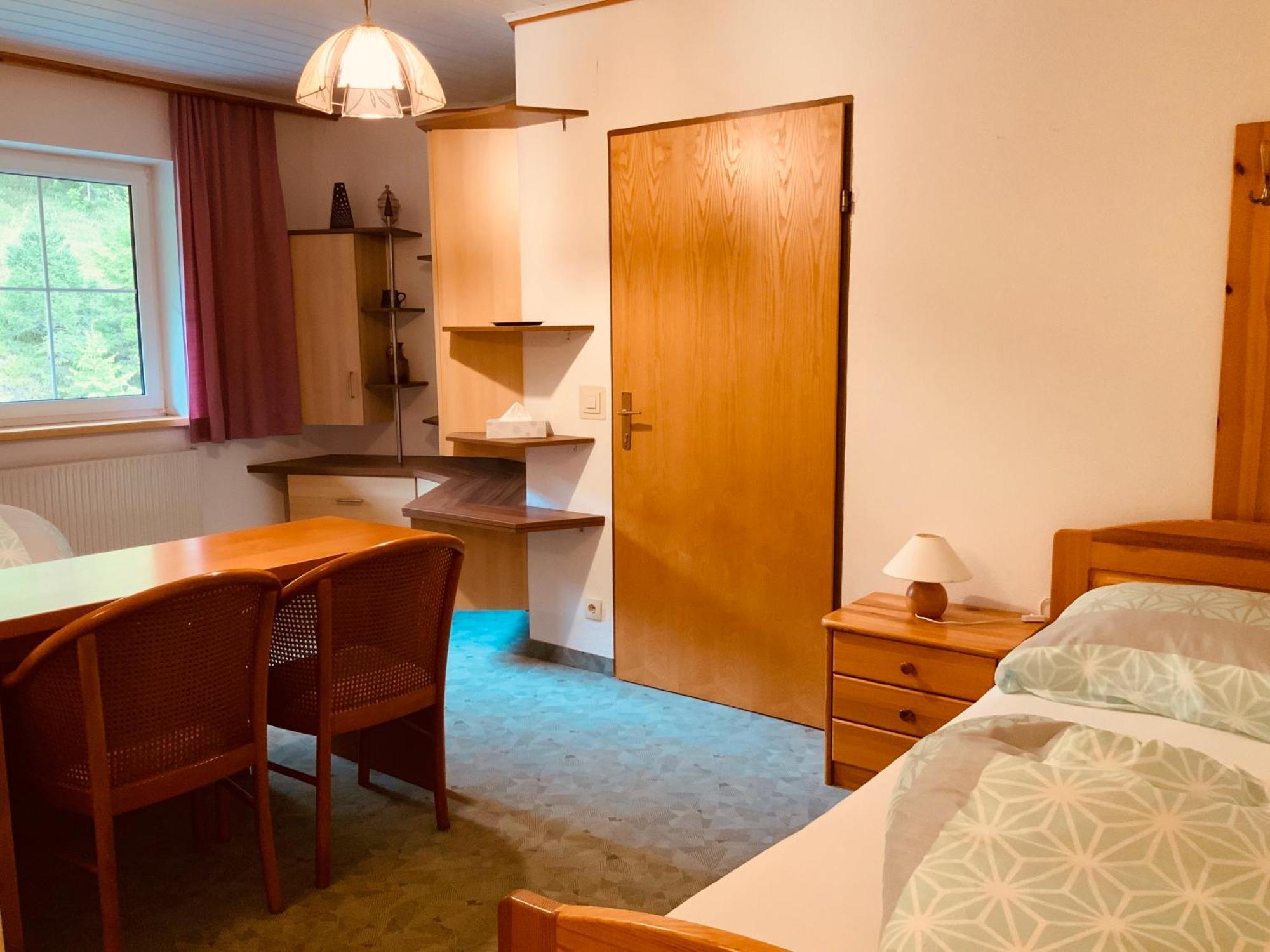 Berghof Brunner Apartments Bad Eisenkappel Zimmer foto
